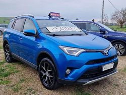 Blu/azzurro Usata 2017 Toyota RAV4 Hybrid Style SUV | 18.500 € (Buon prezzo)