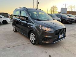 Grigio Usata 2019 Ford Tourneo Courier Monovolume | 9900 € (Buon prezzo)