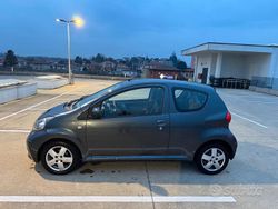 Grigio Usata 2006 Toyota Aygo Due volumi | 2300 € (Buon prezzo)
