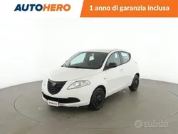 Bianco Usata 2015 Lancia Ypsilon Due volumi | 8499 € (Buon prezzo)