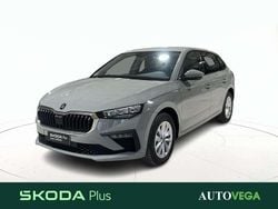 Grigio pastello Nuova 2025 Skoda Scala Selection Due volumi | 21.800 € (Buon prezzo)