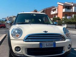Bianco Usata 2012 Mini One D Due volumi | 5000 € (Ottimo prezzo)