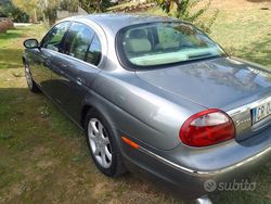 Grigio Usata 2004 Jaguar S-Type S Tre volumi | 7000 € (Molto cara)