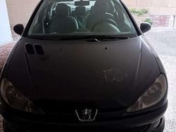 Usata 2006 Peugeot 206 Tre volumi | 1500 € (Molto cara)