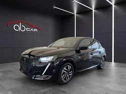 Other Usata 2023 Peugeot 208 Allure Due volumi | 15.499 € (Buon prezzo)
