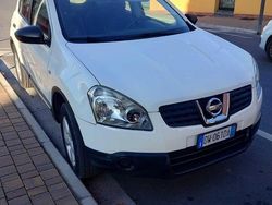 Bianco Usata 2009 Nissan Qashqai SUV | 4900 € (Cara)