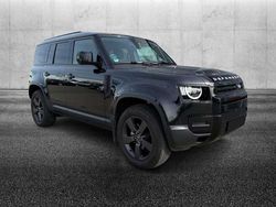 Nero Usata 2023 Land Rover Defender S SUV | 72.950 € (Cara)