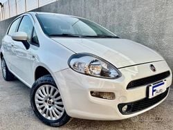 Bianco Usata 2015 Fiat Punto Lounge Tre volumi | 3499 € (Buon prezzo)