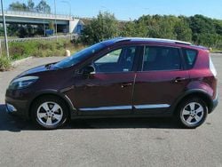 Rosso Usata 2013 Renault Scénic III Monovolume | 4200 € (Buon prezzo)