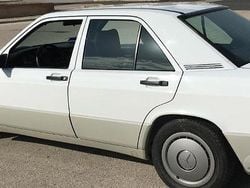 Bianco Usata 1990 Mercedes 190 Tre volumi | 7000 €