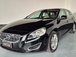 Nero Usata 2013 Volvo V60 Summum Station wagon | 7500 € (Buon prezzo)