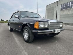 Other Usata 1983 Mercedes E230 | 8000 €