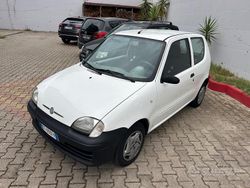 Bianco Usata 2005 Fiat 600 Tre volumi | 1800 € (Ottimo prezzo)