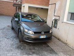 Grigio Usata 2013 VW Golf VII Tre volumi | 8500 € (Buon prezzo)