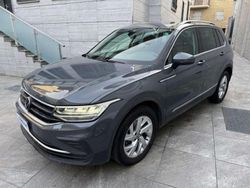 Grigio Usata 2021 VW Tiguan Life SUV | 19.900 € (Super prezzo)