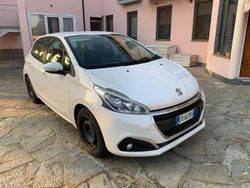 Bianco Usata 2018 Peugeot 208 Active Due volumi | 7500 € (Super prezzo)
