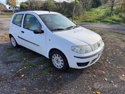 Bianco Usata 2008 Fiat Punto Due volumi | 1950 € (Buon prezzo)