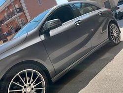Usata 2014 Mercedes A180 Tre volumi | 12.900 € (Cara)
