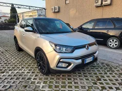 Argento Usata 2019 Ssangyong Tivoli SUV | 9900 € (Buon prezzo)