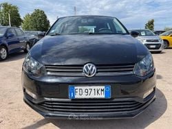 Nero Usata 2016 VW Polo Comfortline Tre volumi | 9500 € (Buon prezzo)