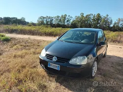 Usata 2007 VW Golf V Tre volumi | 2200 € (Ottimo prezzo)