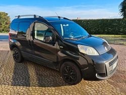 Nero Usata 2010 Fiat Qubo Trekking Monovolume | 2400 € (Buon prezzo)