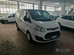 Bianco Usata 2014 Ford Transit Tre volumi | 6950 € (Molto cara)