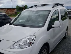 Bianco Usata 2010 Peugeot Partner Tepee Outdoor Monovolume | 5500 € (Buon prezzo)