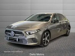 Grigio Usata 2019 Mercedes A180 Tre volumi | 20.300 € (Buon prezzo)