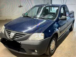 Usata 2011 Dacia Logan Pick-Up Pick-up | 7300 €