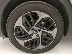 Argento Usata 2022 Citroën C4 Feel Tre volumi | 18.900 € (Buon prezzo)