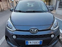 Grigio Usata 2017 Hyundai i10 Due volumi | 9200 € (Buon prezzo)