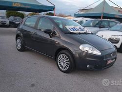 Nero Usata 2009 Fiat Grande Punto Due volumi | 2499 € (Buon prezzo)
