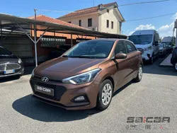 Marrone Usata 2019 Hyundai i20 Advanced Tre volumi | 9990 € (Buon prezzo)