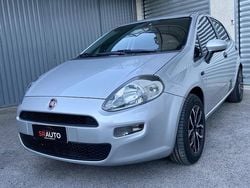 Grigio Usata 2014 Fiat Punto Lounge Tre volumi | 4900 € (Buon prezzo)