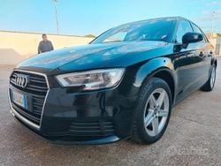Nero Usata 2017 Audi A3 Sport Tre volumi | 14.500 € (Buon prezzo)