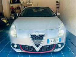 Grigio Usata 2012 Alfa Romeo Giulietta Quadrifoglio Due volumi | 12.000 € (Molto cara)