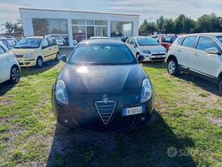 Usata 2011 Alfa Romeo Giulietta Due volumi | 8000 € (Buon prezzo)