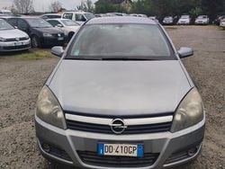Blu Usata 2006 Opel Astra GTC Enjoy Tre volumi | 2600 € (Cara)