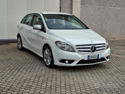 Bianco Usata 2012 Mercedes B180 Executive Monovolume | 10.990 €