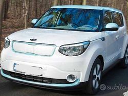Bianco Usata 2015 Kia Soul EV SUV | 7900 €