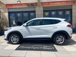 Bianco Usata 2016 Hyundai Tucson Comfort SUV | 15.700 € (Molto cara)