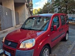 Rosso Usata 2009 Fiat Doblò Dynamic Monovolume | 6600 € (Buon prezzo)
