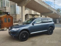 Grigio Usata 2009 VW Touareg Exclusive SUV | 6500 € (Buon prezzo)