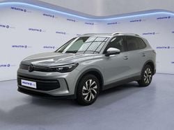 Argento Usata 2024 VW Tiguan Edition SUV | 33.990 € (Buon prezzo)