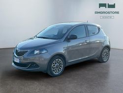 Grigio scuro met.to Usata 2023 Lancia Ypsilon Gold Due volumi | 11.800 € (Buon prezzo)
