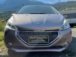 Viola Usata 2012 Peugeot 208 Allure Due volumi | 4700 € (Buon prezzo)