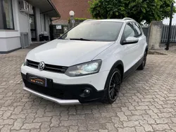 Bianco Usata 2016 VW Polo Cross Due volumi | 6700 € (Buon prezzo)