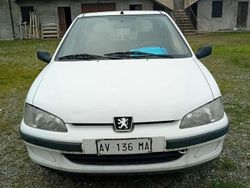 Bianco Usata 1998 Peugeot 106 Due volumi | 1199 €
