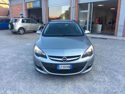 Grigio Usata 2015 Opel Astra S Tre volumi | 4700 € (Buon prezzo)